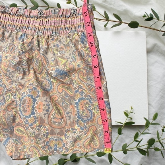 FP Movement Next Round Printed Shorts Sz Medium High Waist Boho Limited Edition - Picture 7 of 8
